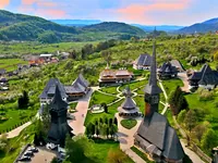 Drveni manastir Baršana