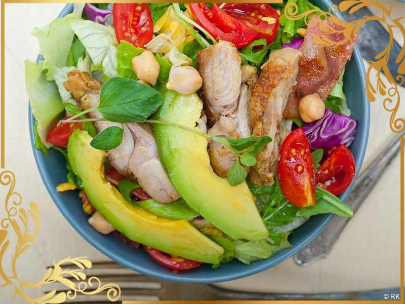 Salata sa avokadom i čeri paradajzom
